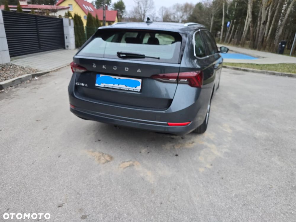 Skoda Octavia 2.0 TDI DSG Edition - 5