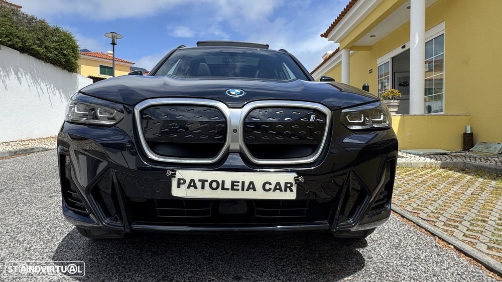 BMW iX3 M Sport Impressive - 14