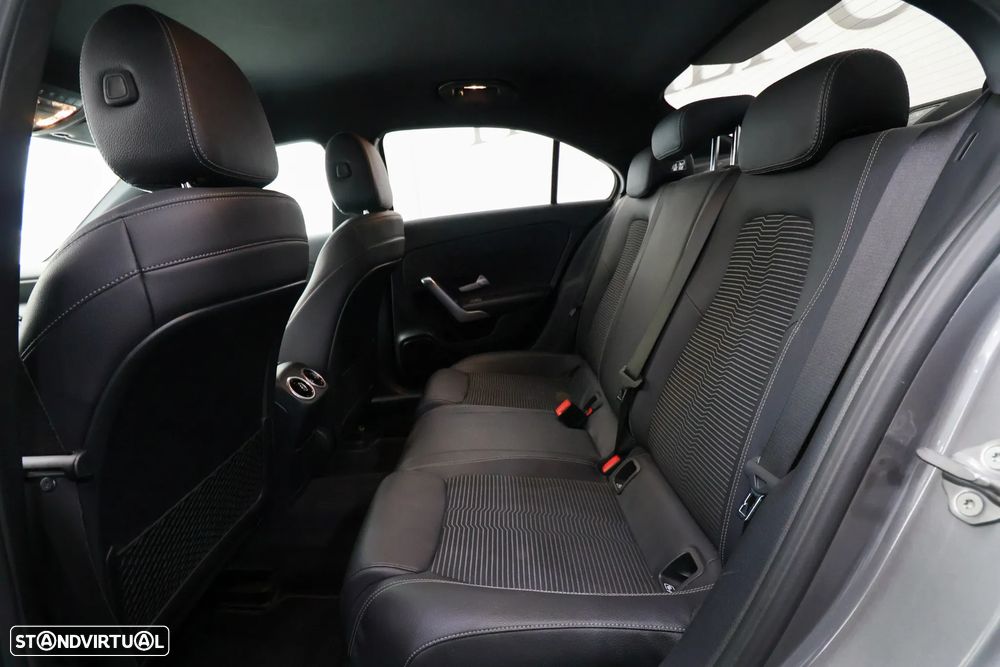 Mercedes-Benz A 180 d Business Solutions Aut. - 23