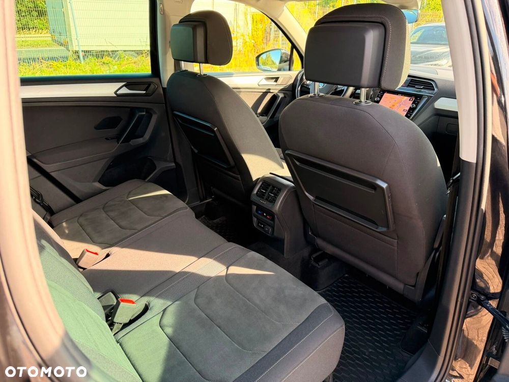 Volkswagen Tiguan - 24
