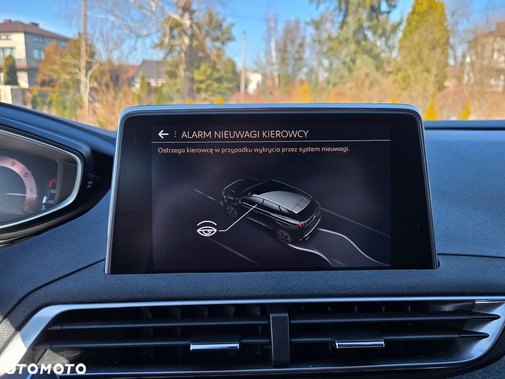 Peugeot 3008 1.2 PureTech Allure S&S - 33