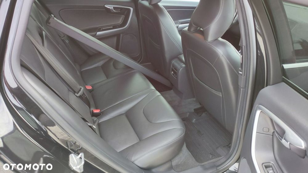 Volvo V60 - 23