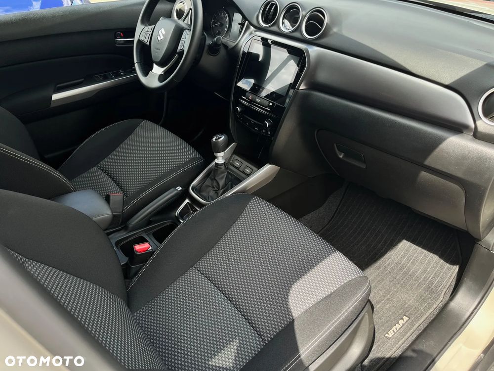 Suzuki Vitara 1.4 Boosterjet mHEV Premium Plus 2WD - 10