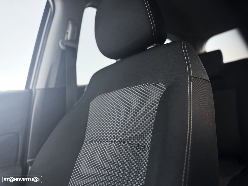 Suzuki Vitara 1.0T GLE AT - 16