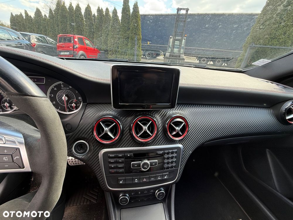 Mercedes-Benz Klasa A 45 AMG 4Matic AMG Speedshift 7G-DCT Edition 1 - 19