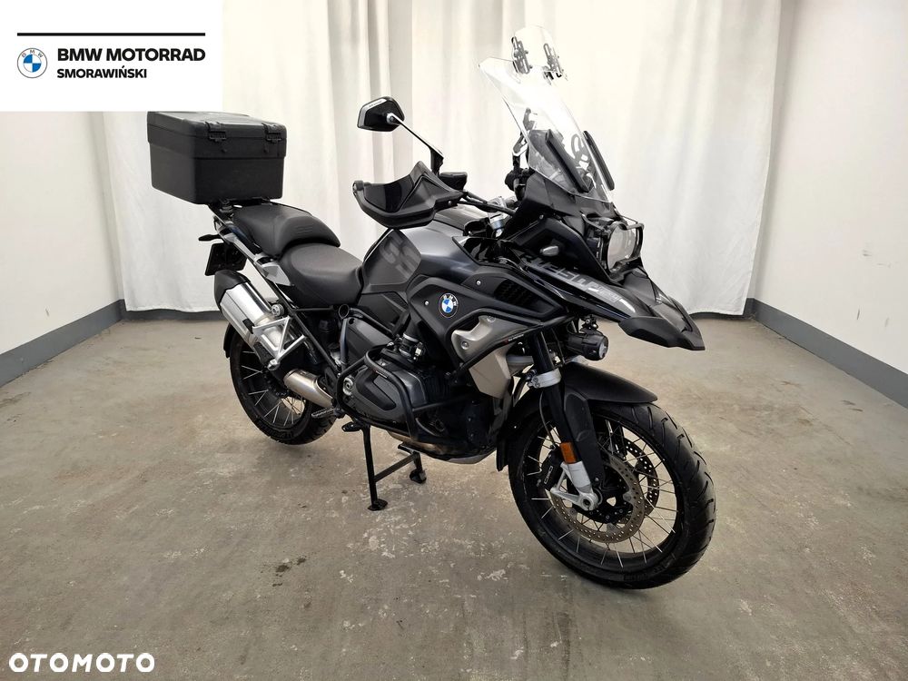 BMW R - 1