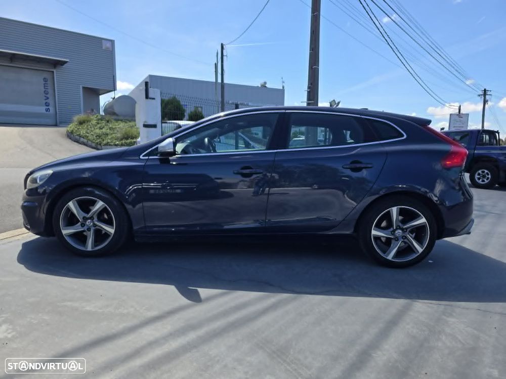 Volvo V40 2014 photo 2
