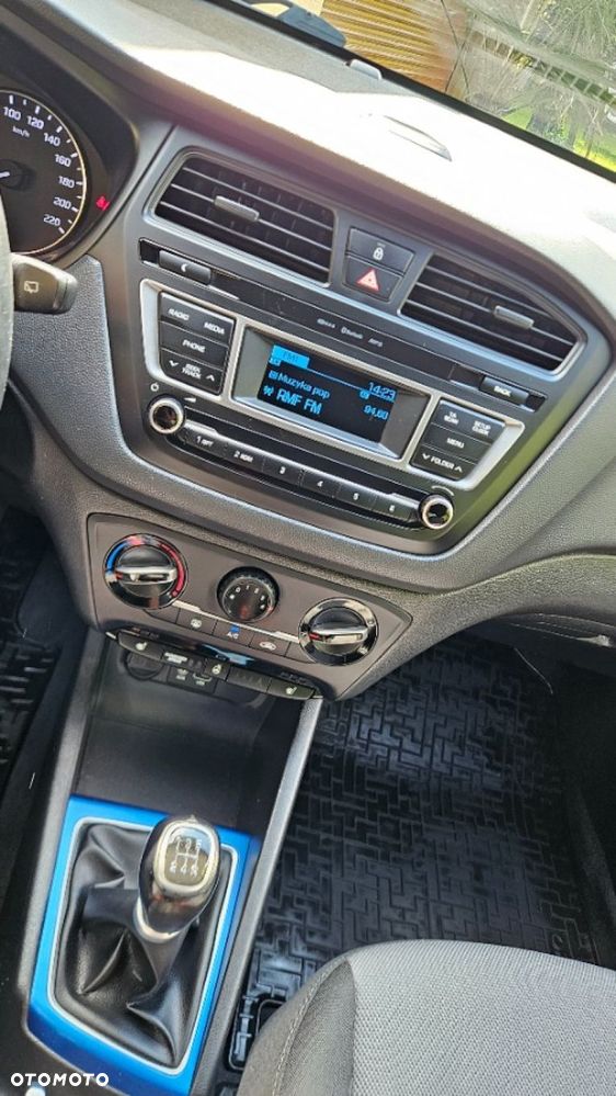 Hyundai i20 1.2 Passion - 20