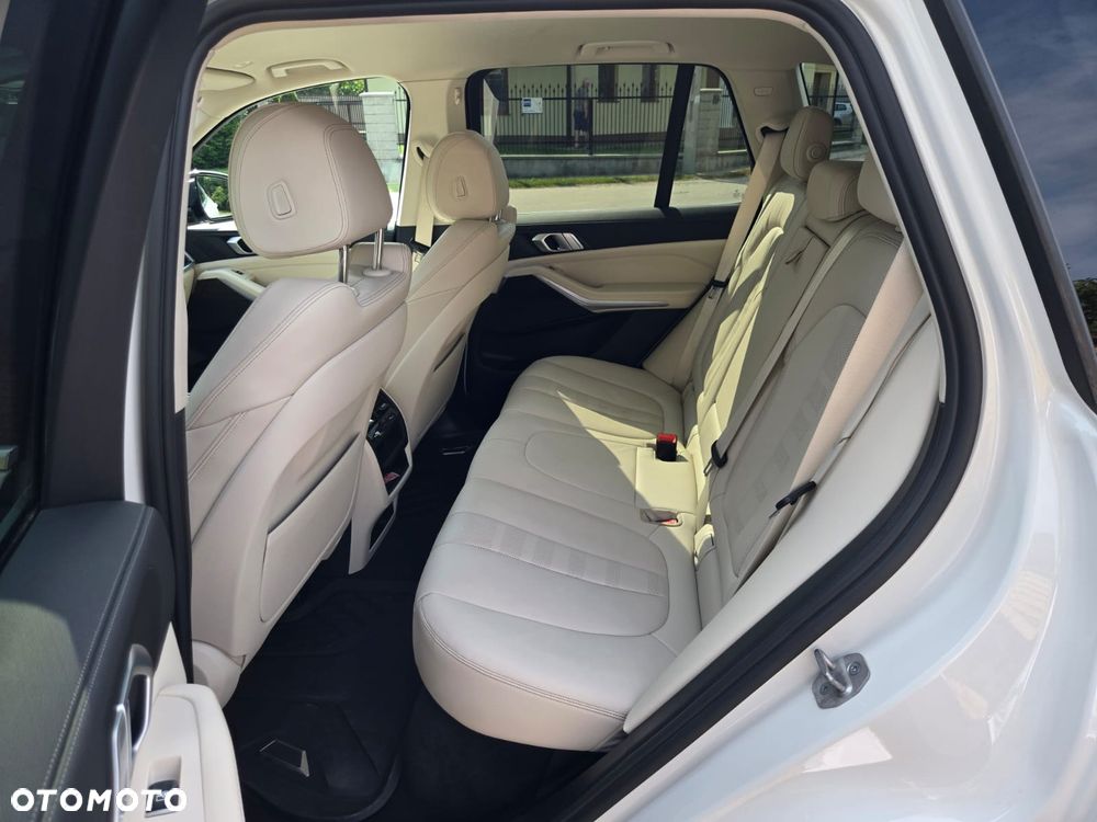 BMW X5 xDrive30d mHEV - 21