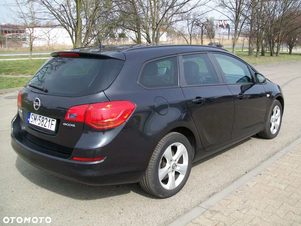 Opel Astra - 4