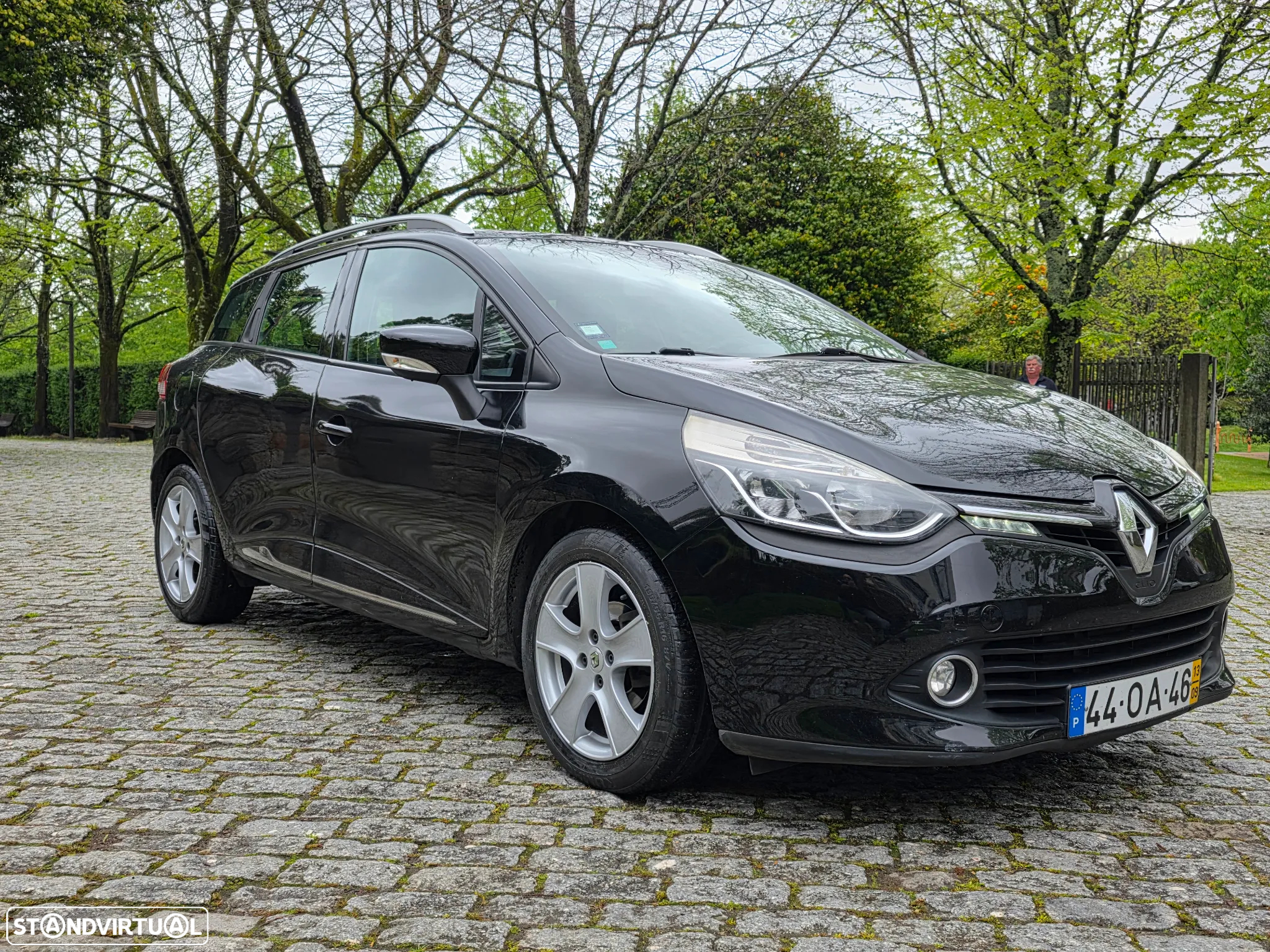 Renault Clio Sport Tourer 0.9 TCE Limited - 4