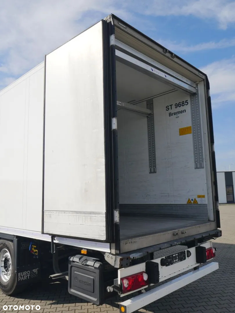 Schmitz Cargobull Chłodnia 60 / Doppelstock / Thermo King 300 / TIP 640651 - 11