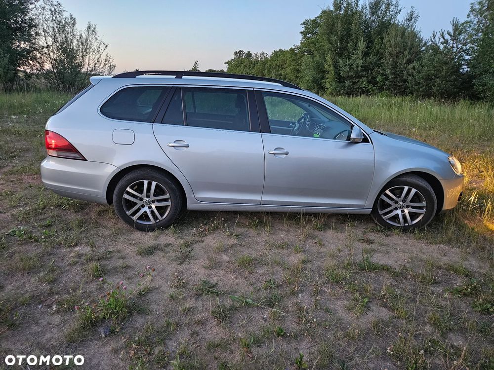 Volkswagen Golf 2.0 TDI Highline - 8