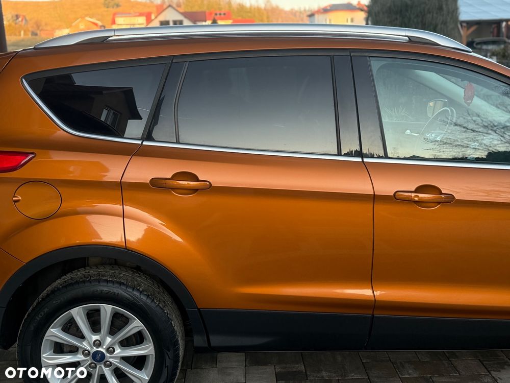 Ford Kuga 2.0 TDCi 4x2 Titanium - 26