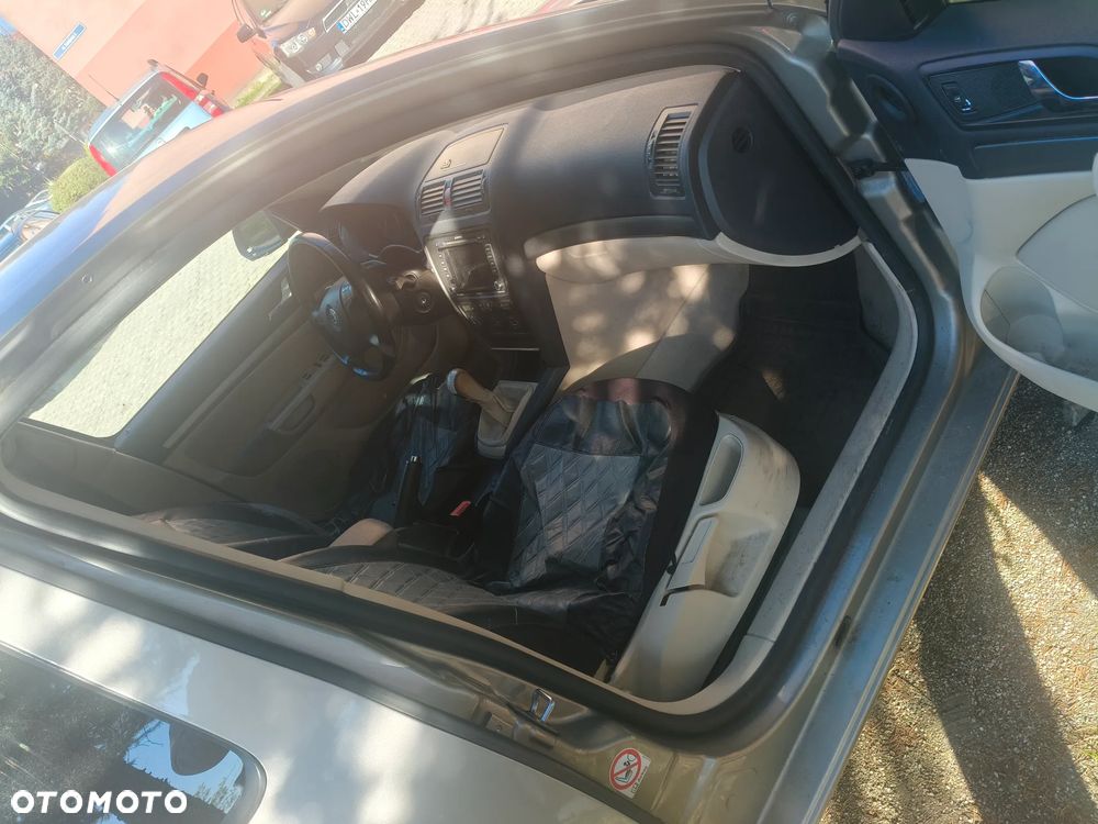 Skoda Octavia 2.0 FSI Elegance - 4