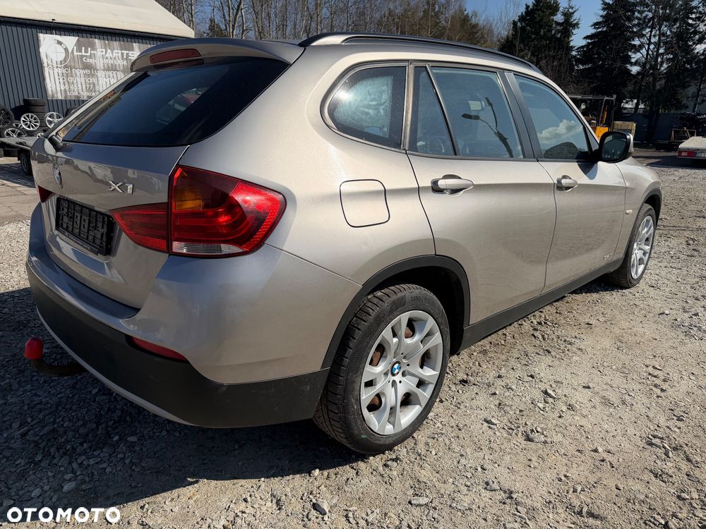 BMW X1 sDrive18d Sport Line - 8