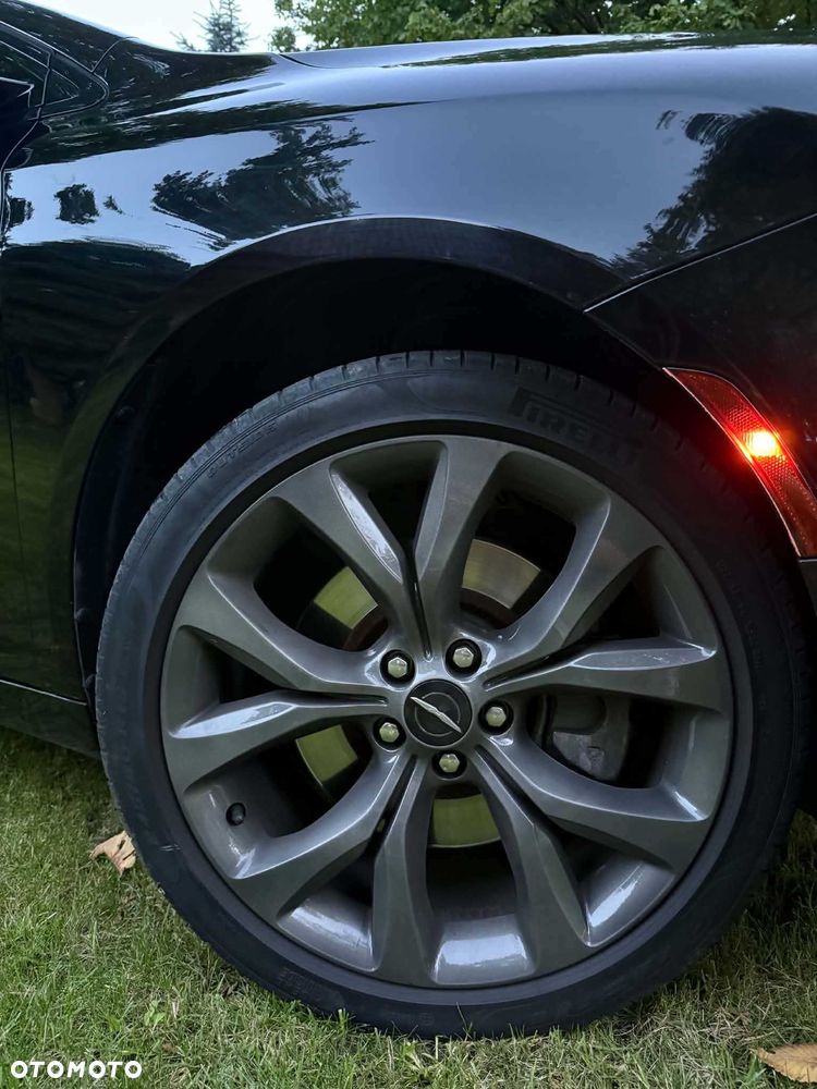 Chrysler 200 - 4