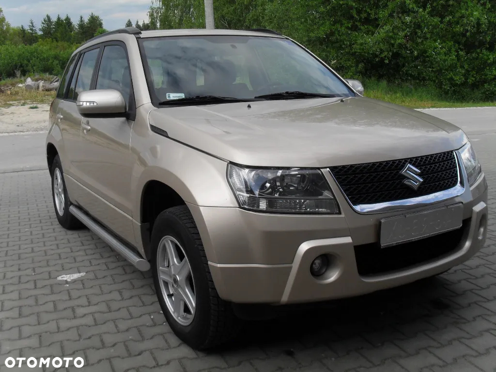 Suzuki Grand Vitara 2.0 - 20