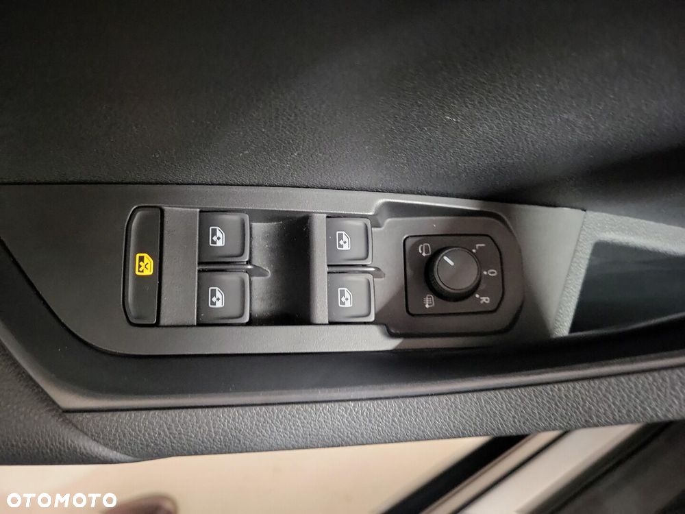 Skoda Karoq 1.5 TSI ACT Style DSG - 18