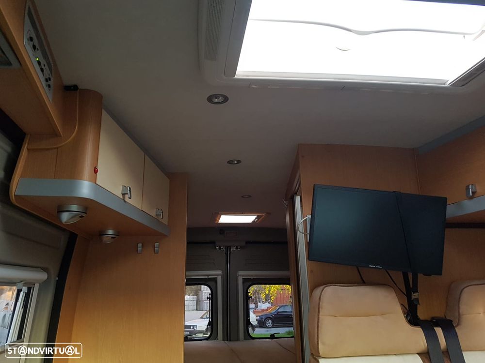 Hymer Car HC322 - 18