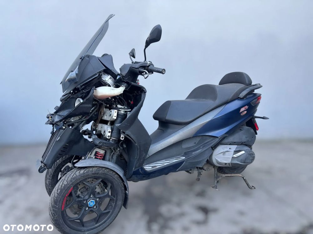 Piaggio MP-3 - 6