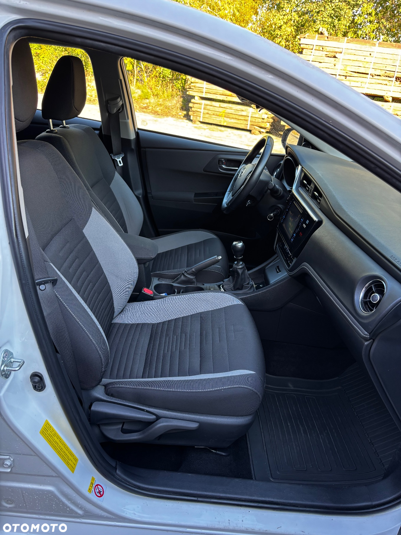 Toyota Auris - 11