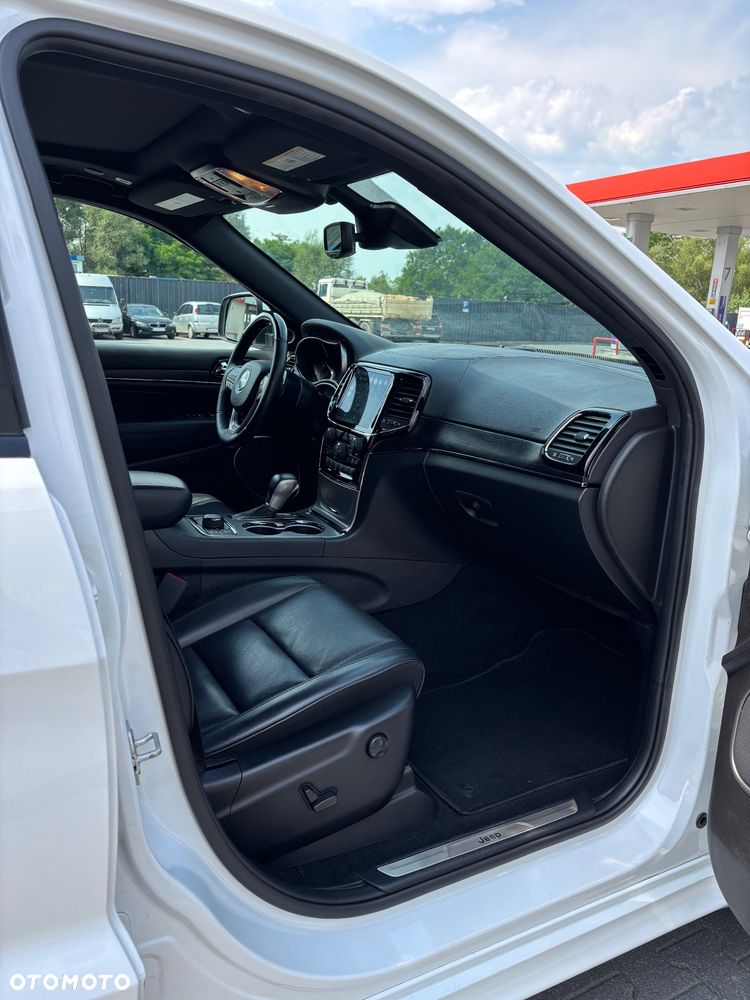 Jeep Grand Cherokee 5.7 V8 Summit - 15