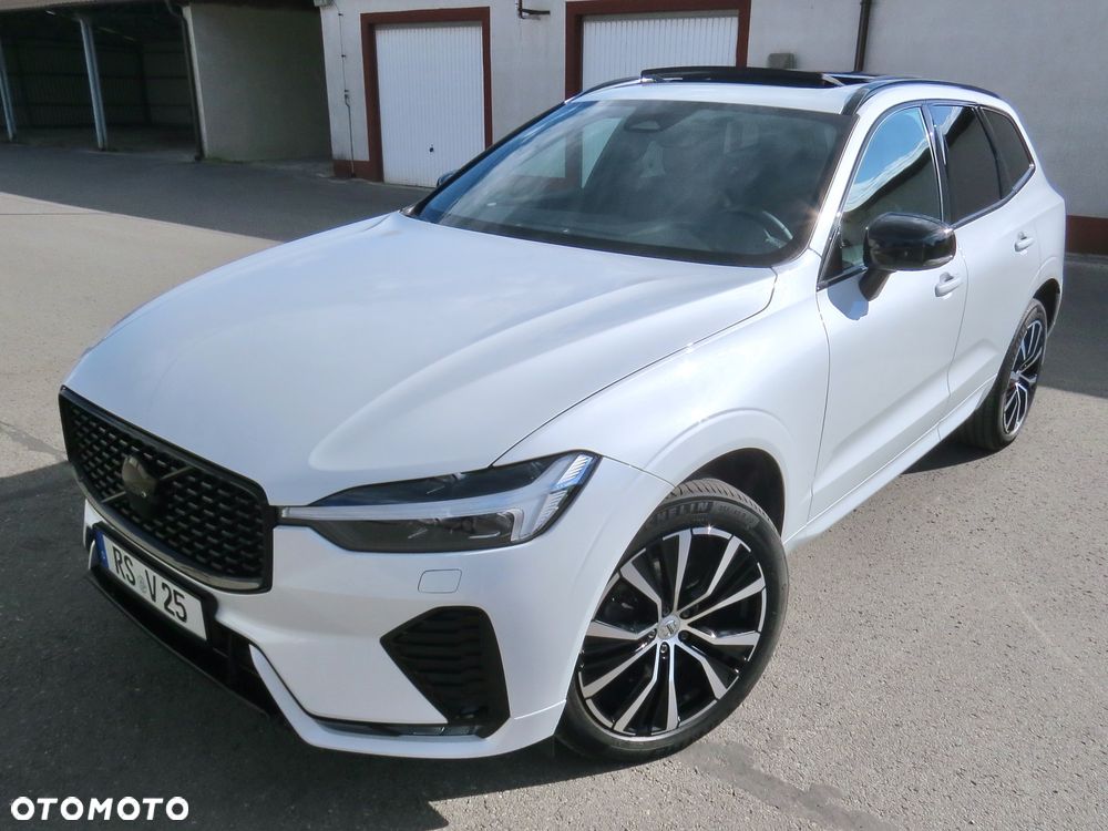 Volvo XC 60 B4 D Ultimate Dark - 11