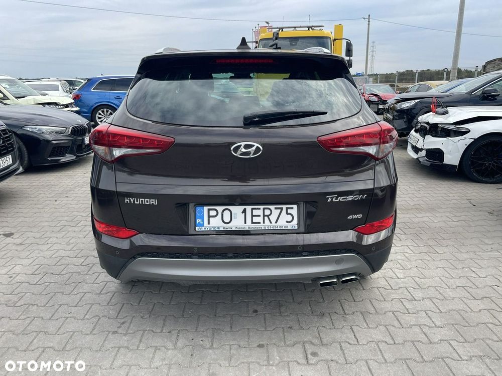 Hyundai Tucson 2.0 CRDI Comfort 4WD - 3