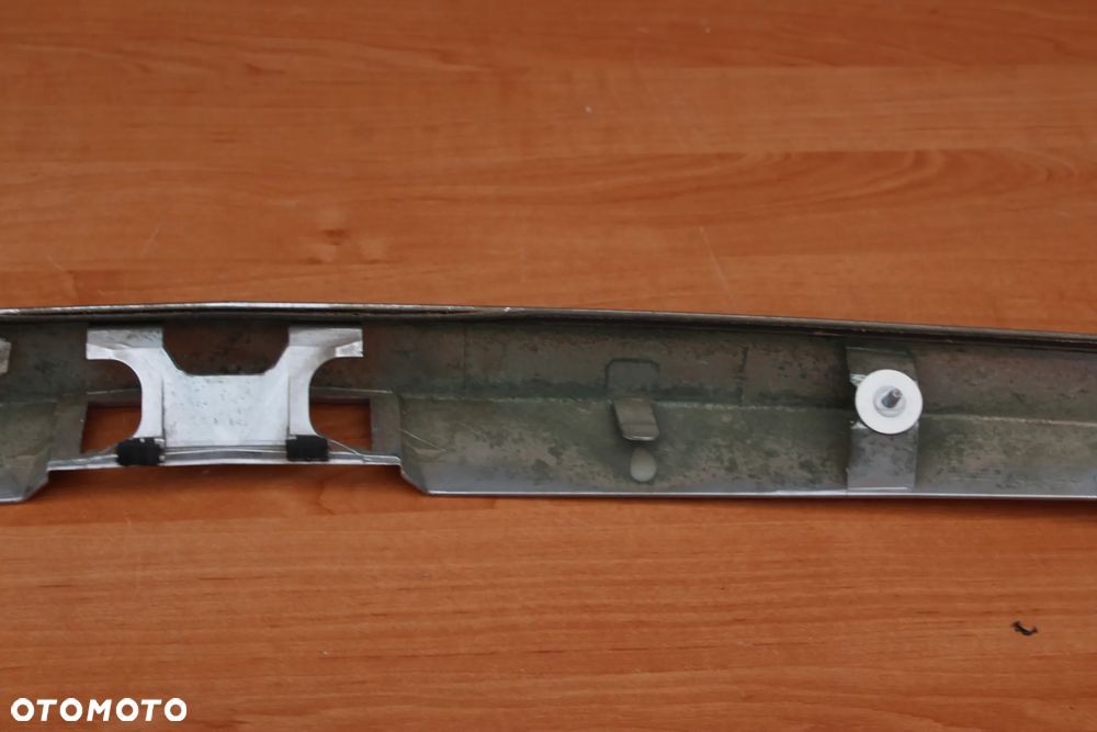 LISTWA BLENDA CHROM KLAPY TYŁ OPEL ASTRA H HATCHBACK 5 DRZWI WSZYSTKIE UCHWYTY - 9