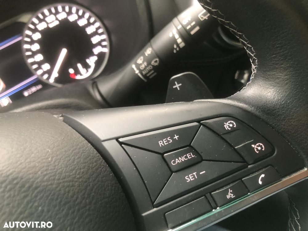 Nissan Juke DIG-T DCT N-Connecta - 11