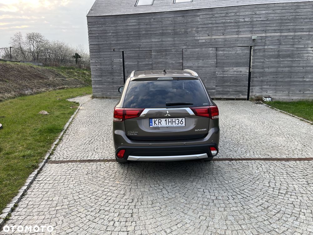 Mitsubishi Outlander 2.0 Intense 4WD CVT - 5