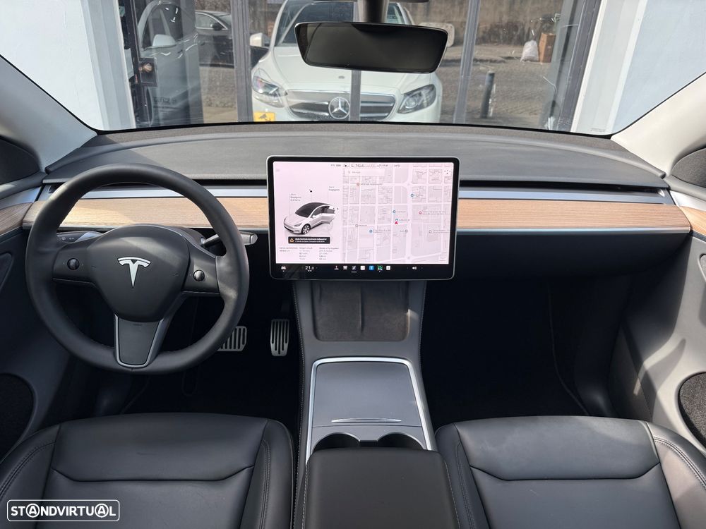 Tesla Model Y Long Range Dual Motor AWD - 15