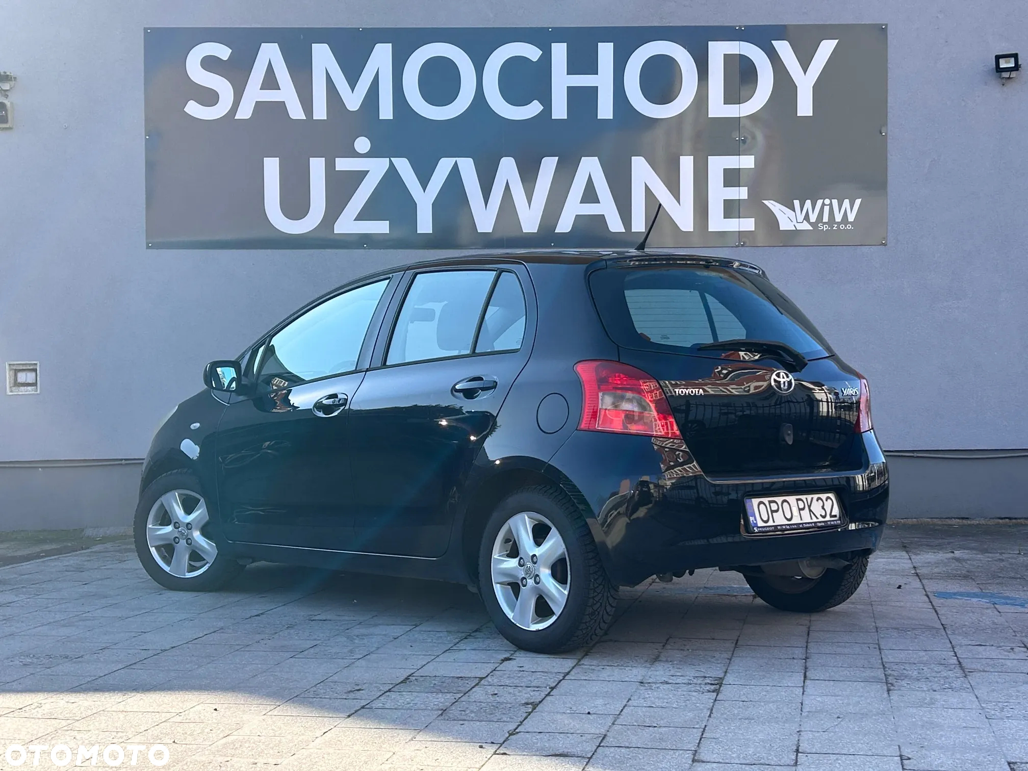 Toyota Yaris 1.3 - 4