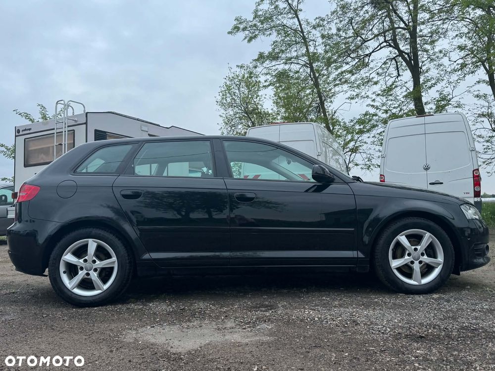 Audi A3 Sportback 1.2 TFSI S tronic S line Sportpaket - 13