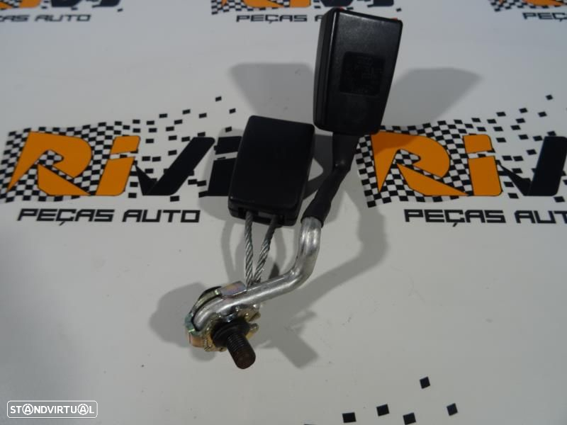 Encaixe De Cinto Traseiro Audi A3 (8P1)  Pré Tensor De Trás Audi A3 8P - 5