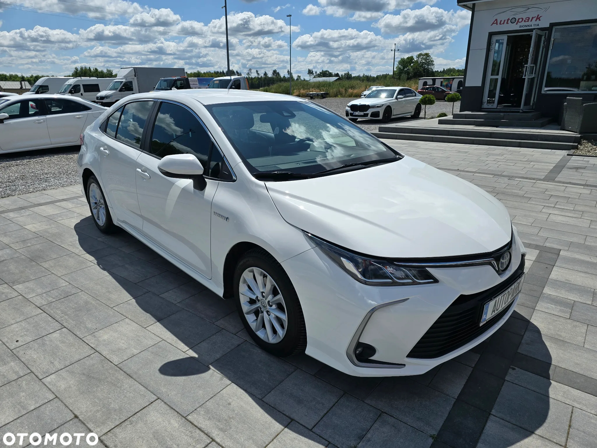 Toyota Corolla 1.8 Hybrid GPF Comfort - 4