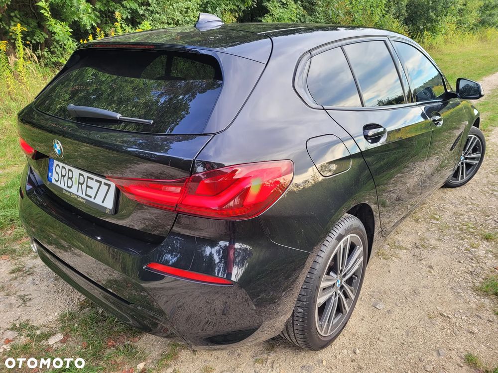 BMW Seria 1 2022 photo 4