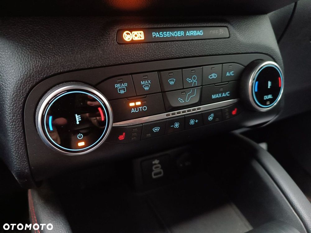 Ford Kuga 2.0 EcoBlue AWD ST-Line - 25