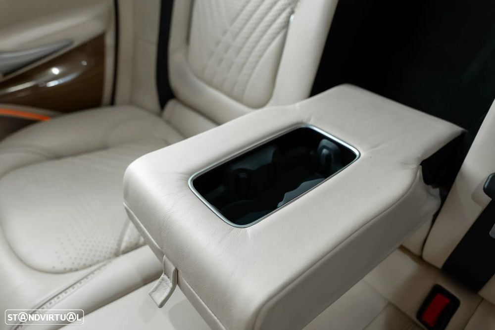 Aston Martin DBX Standard - 29