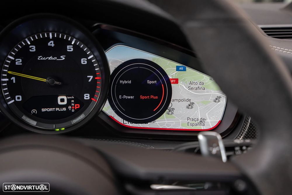 Porsche Panamera Sport Turismo Turbo S E-Hybrid - 24