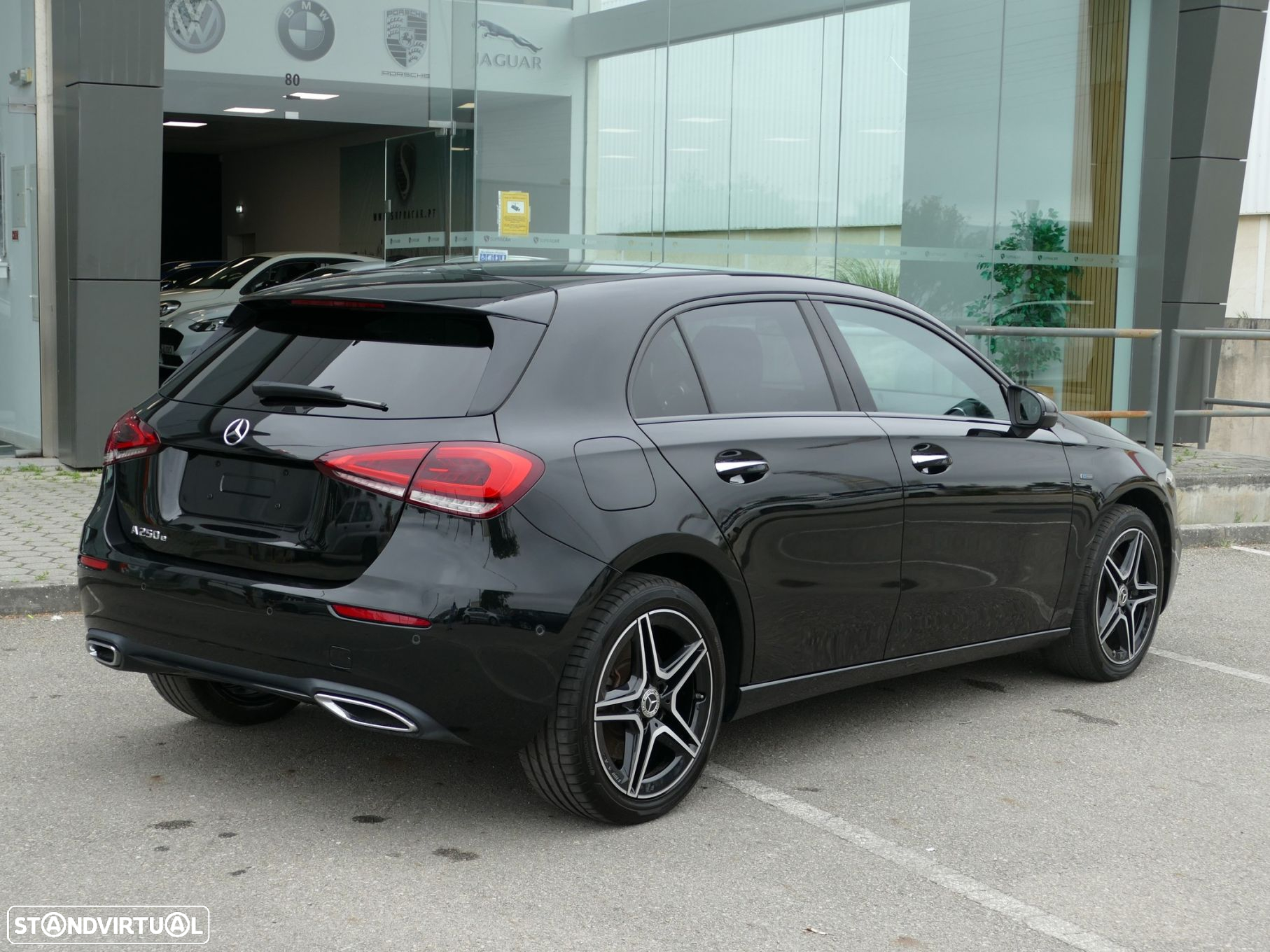 Mercedes-Benz A 250 e Progressive - 3