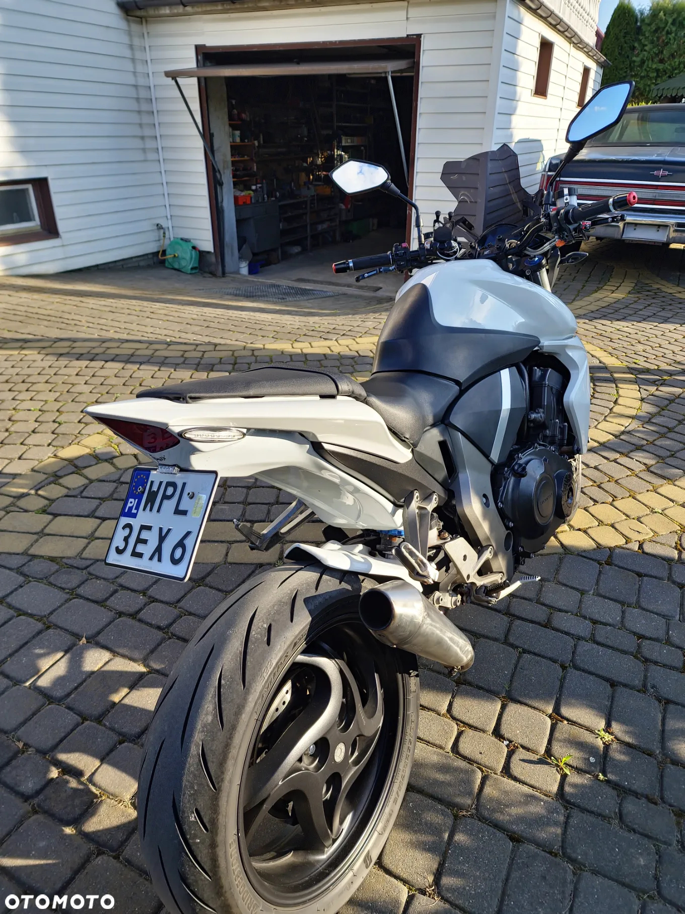 Honda CB - 4