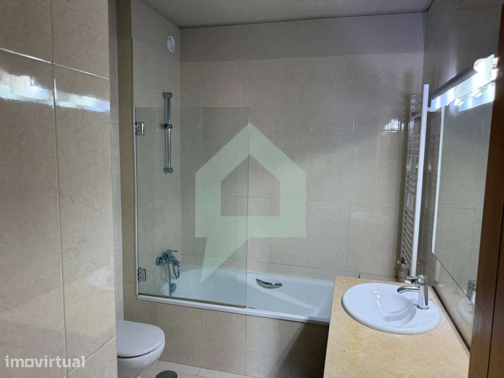 Apartamento T2 para arrendamento no centro da cidade de Barcelos - Grande imagem: 4/14