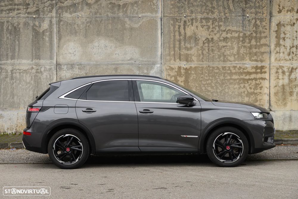 DS DS7 Crossback E-Tense Performance Line EAT8 - 7