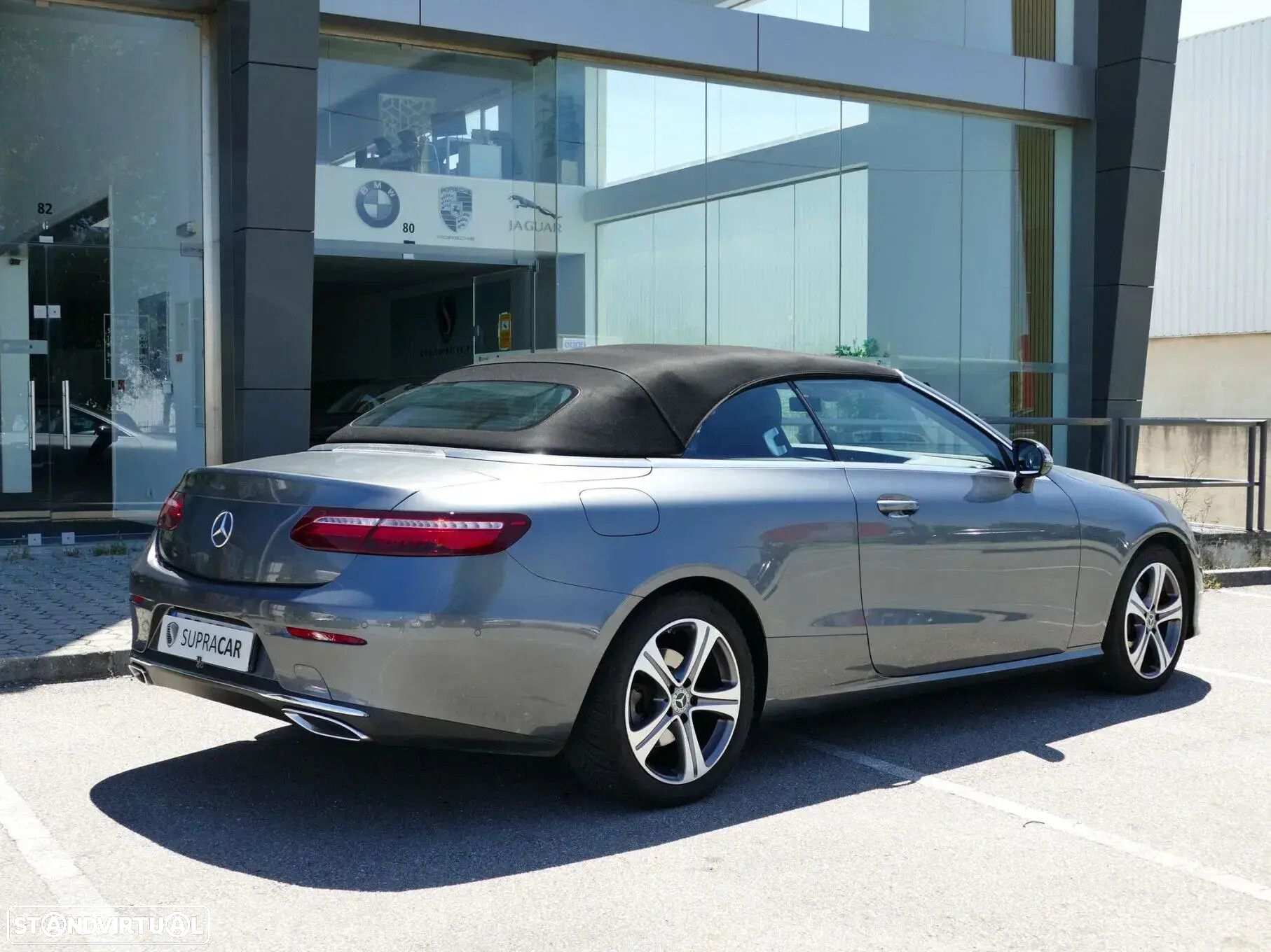 Mercedes-Benz E 200 Aut. - 16