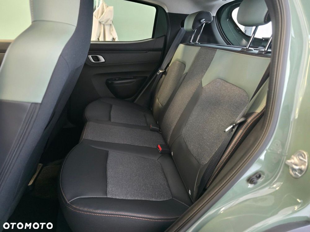 Dacia Spring Electric 24.3kWh 100 Extreme - 17
