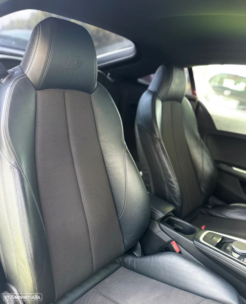 Audi TT Coupé 2.0 TDI S-line - 19