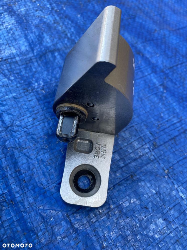 MERCEDES E W213 755 ZAWIAS DRZWI PRAWY TYŁ ODBOJNIK OGRANICZNIK - 3