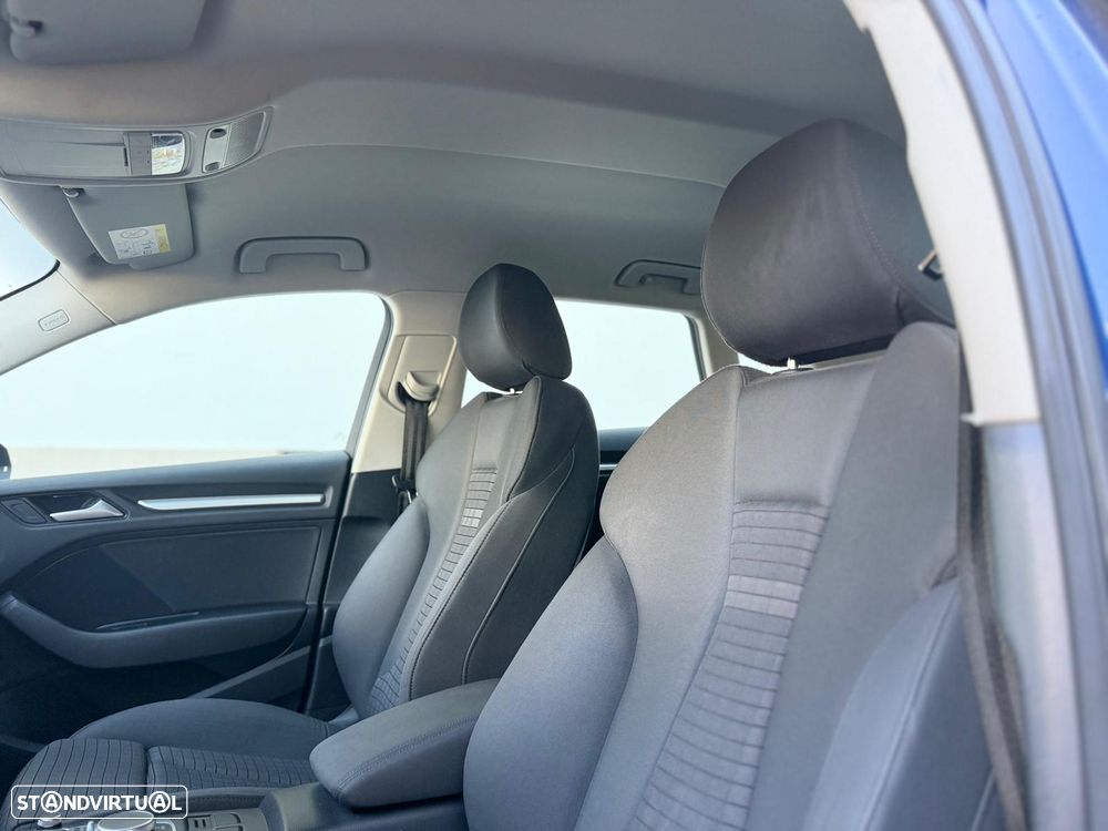 Audi A3 Sportback - 16